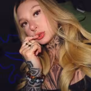 Skylar Vox
